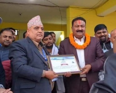 एमालेका गुप्ताले जितेको ३ दिन पछि पाए प्रमाणपत्र